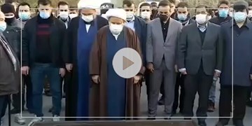 اقامه نماز بر پیکر مرحوم انصاریان