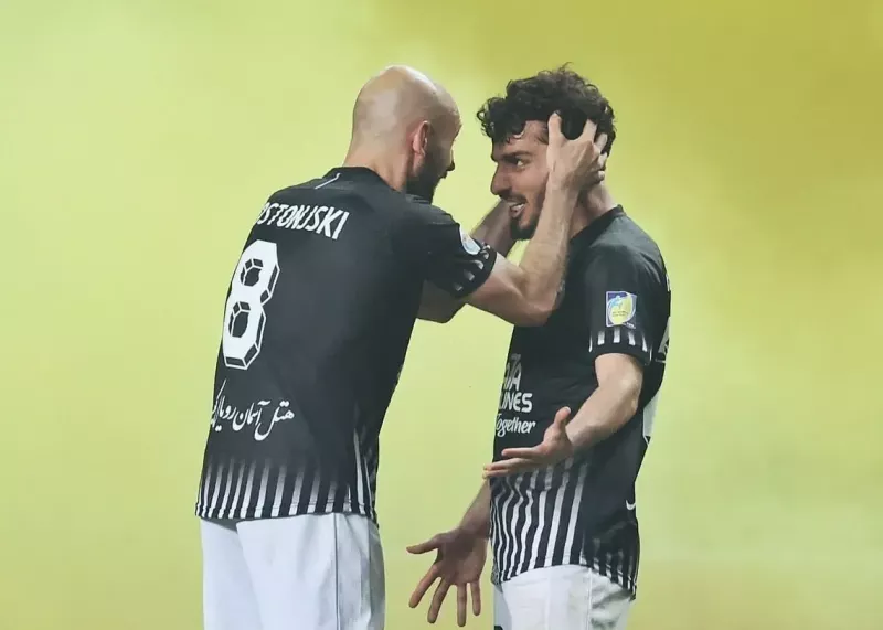 امضای قهرمانی تراکتور با پسر 23 ساله!