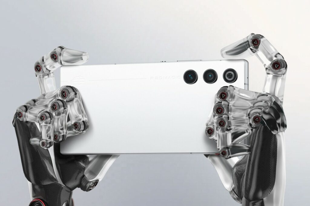 گوشی گیمینگ رد‌مجیک 10 ایر معرفی شد: طراحی باریک و باتری قدرتمند 6000 میلی‌آمپری