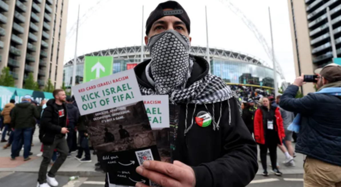 درخواست سازمان ملل از فیفا و یوفا برای تعلیق فوتبال رژیم صهیونیستی درخواست سازمان ملل از فیفا و یوفا برای تعلیق فوتبال رژیم صهیونیستی