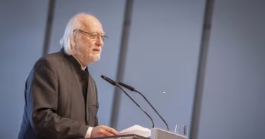 برنده نوبل ادبیات ۲۰۲۵ معرفی شد